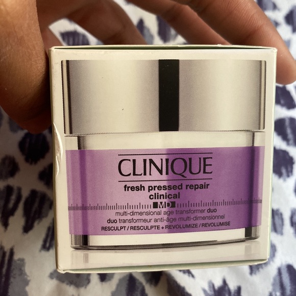 NEW Clinique fresh pressed repair clinical MD - Picture 3 of 5